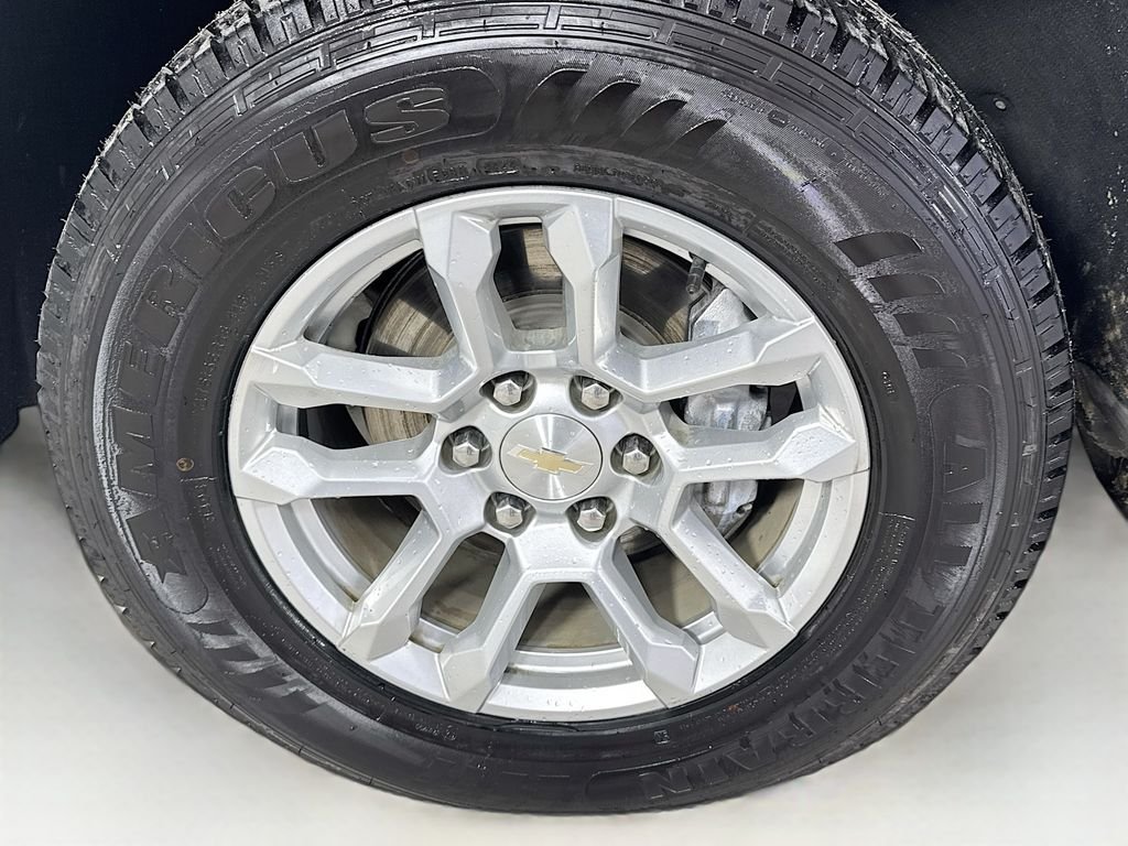 Used 2023 Black Chevrolet LT image 40