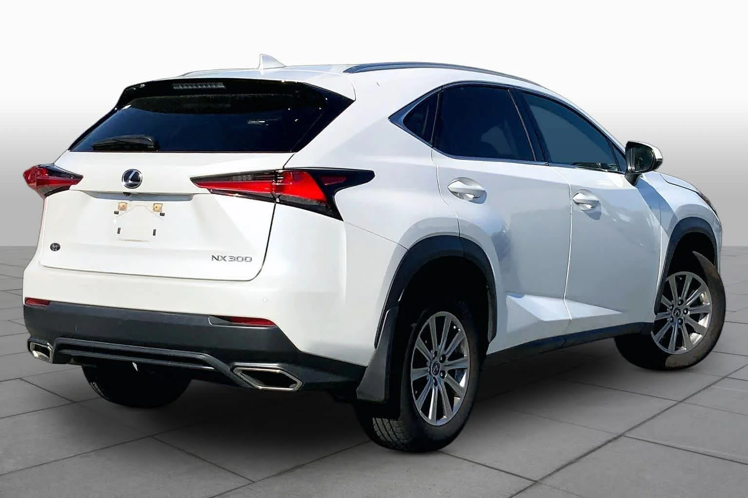 Used 2021 Eminent White Pearl Lexus  image 13