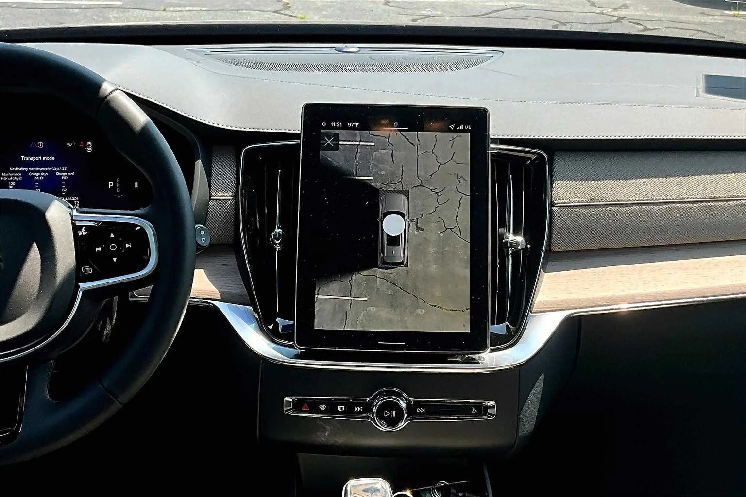 2026 Volvo XC90 Plus - Photo 8