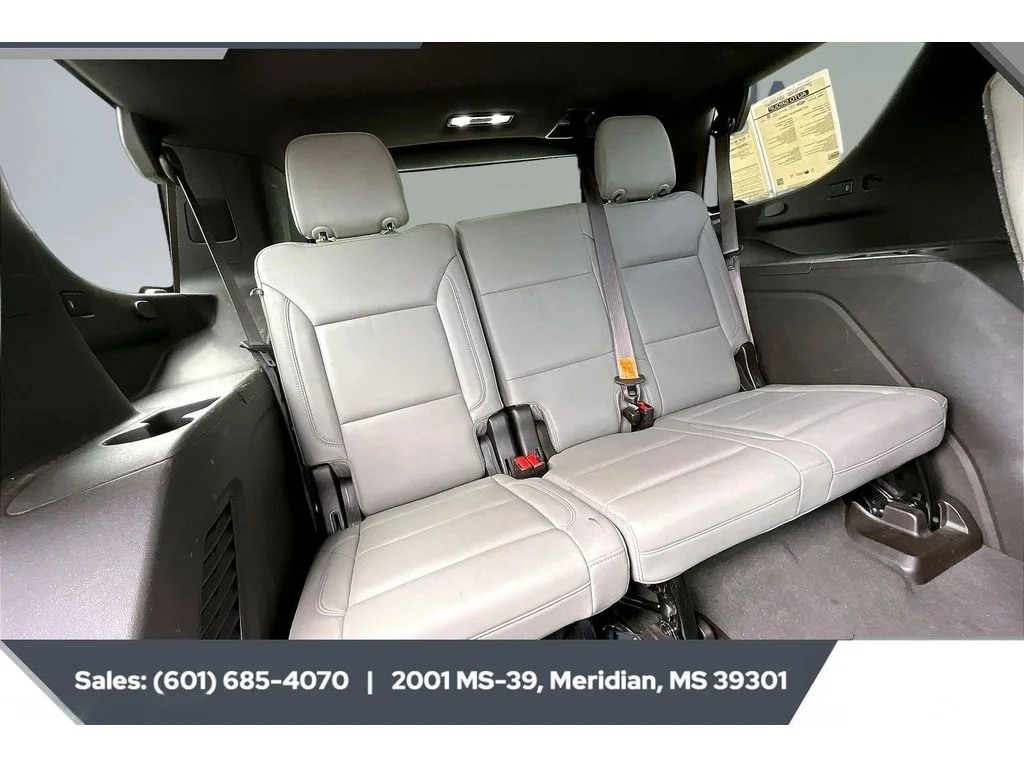 Used 2021 Summit White Chevrolet Z71 image 21