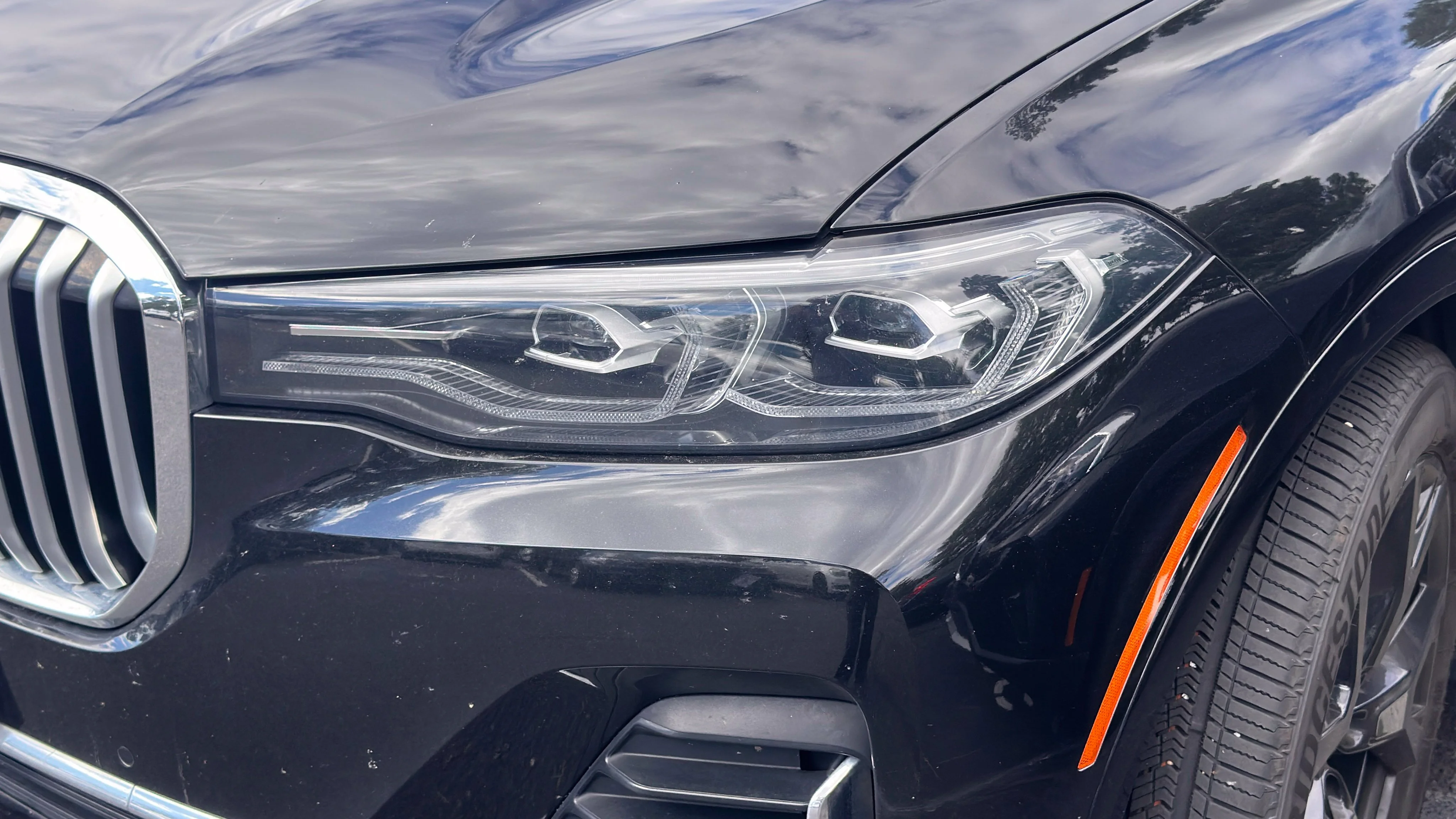 Used 2020 Black Sapphire Metallic BMW xDrive40i image 11
