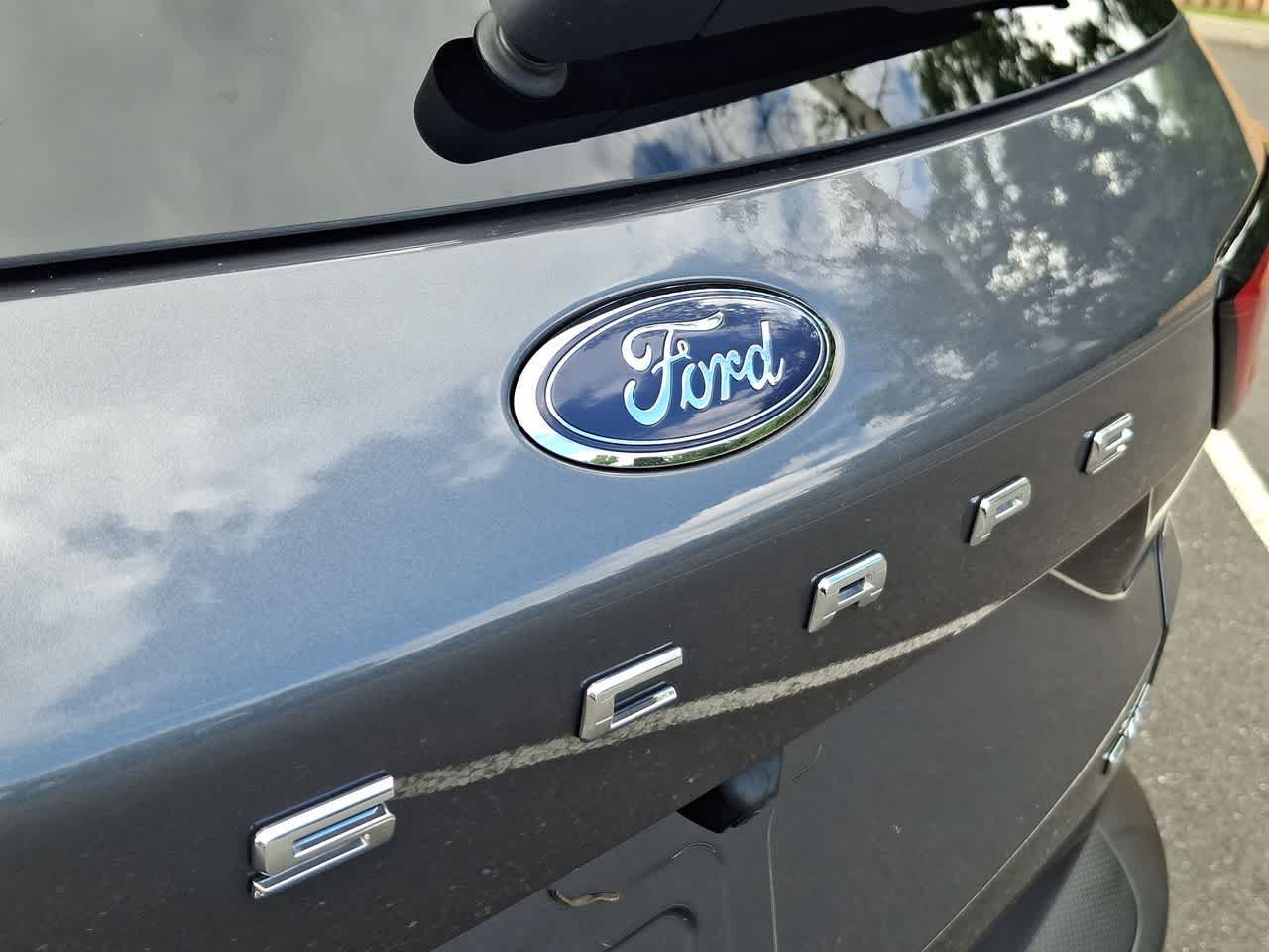 Certified Used 2025 Light Blue Clearcoat Metallic Ford Active image 28