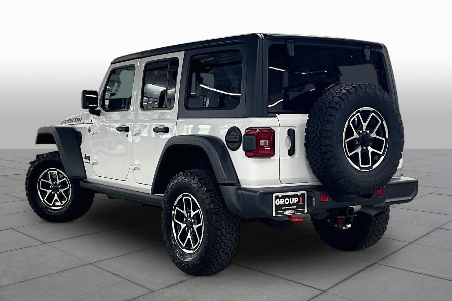 Used 2026 Bright White Clearcoat Jeep Rubicon image 12