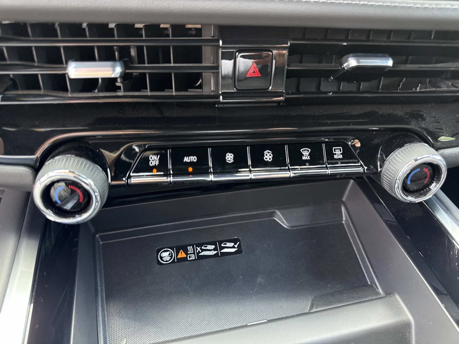 2026 Chevrolet Tahoe Z71 - Photo 29