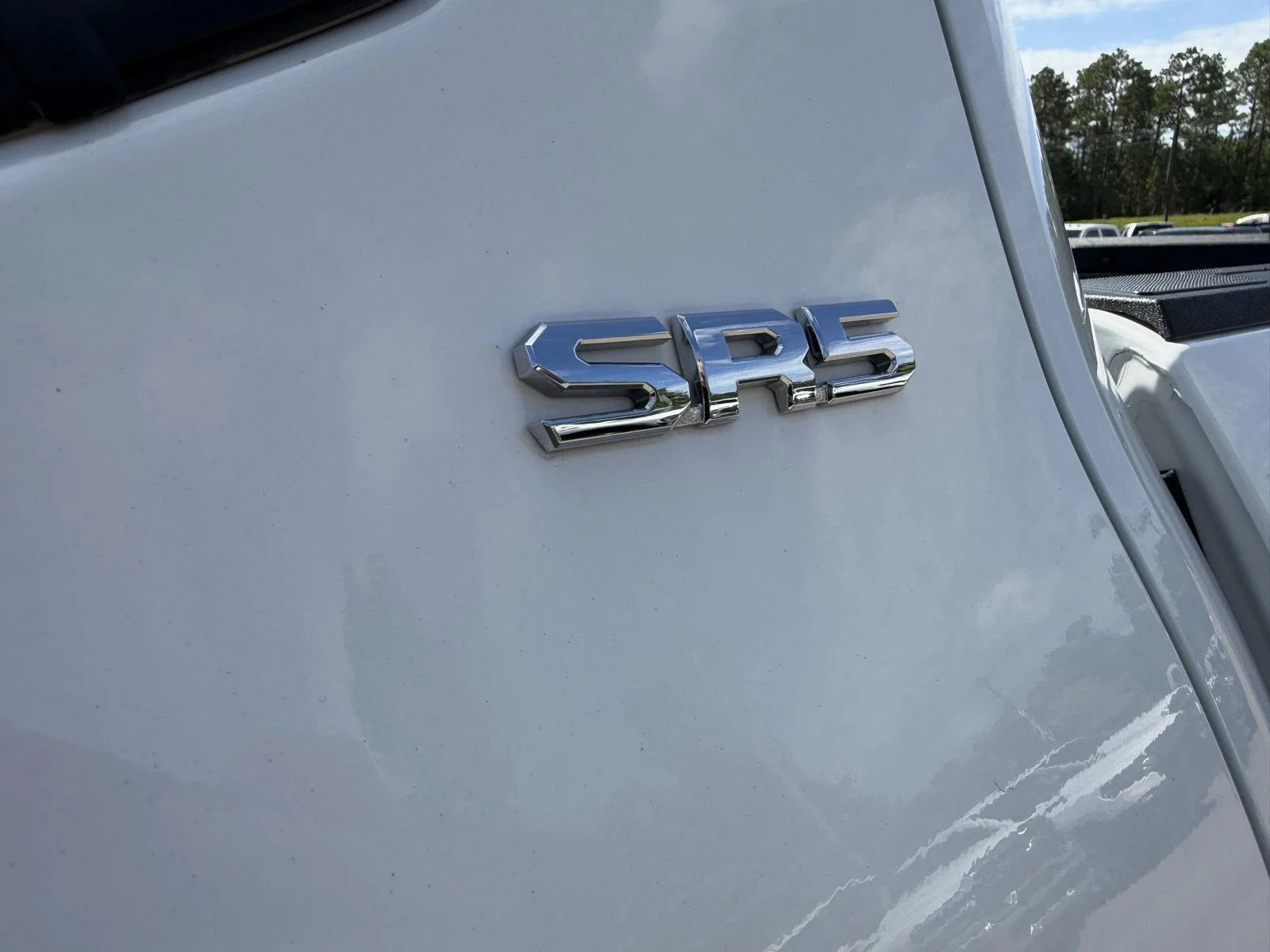 Used 2023 Ice Cap Toyota SR5 image 25