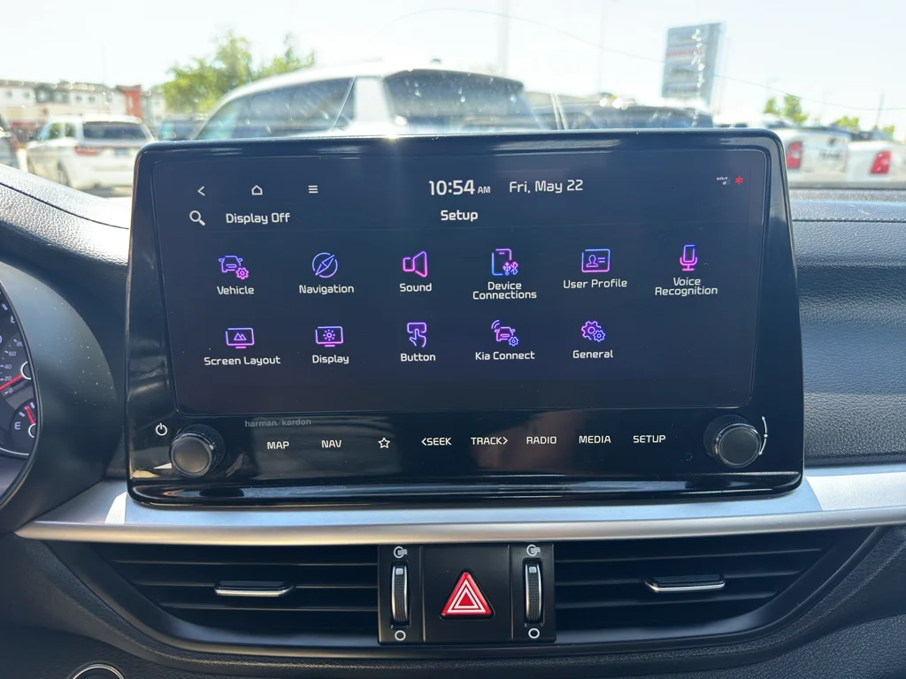 Used 2023 Gravity Gray Kia GT-Line image 30