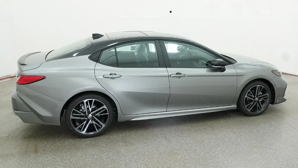 New 2026 Heavy Metal with Midnight Black Metallic roof Toyota XSE image 54