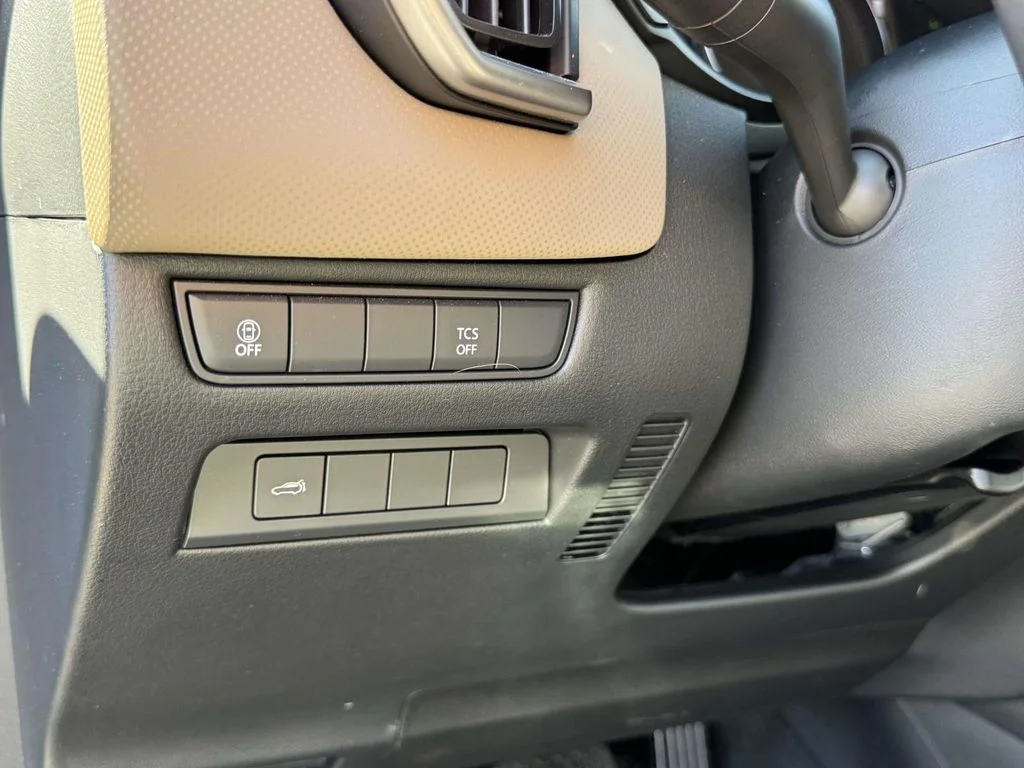 2025 Mazda CX-50 Premium - Photo 28