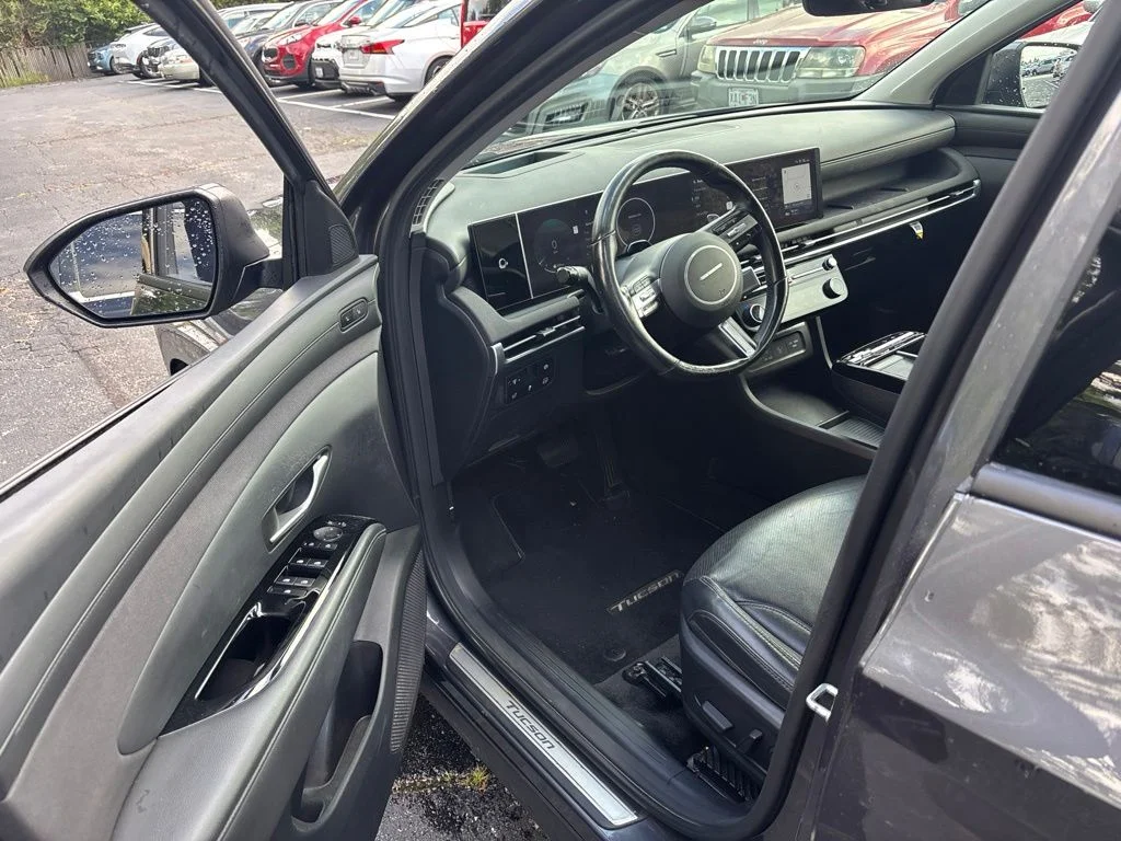 Used 2025 Titanium Gray Hyundai Limited image 8