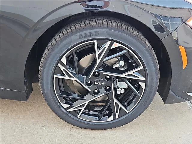 New 2026 Aurora Black KIA  image 5
