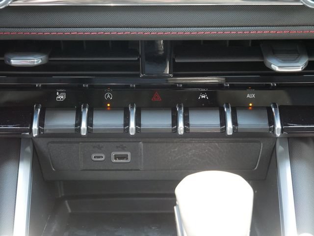 2026 Chevrolet Colorado Z71 - Photo 12