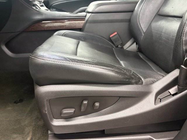 Used 2016 Black GMC SLT image 19
