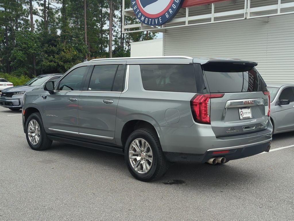 Used 2023 Silver GMC Denali image 4