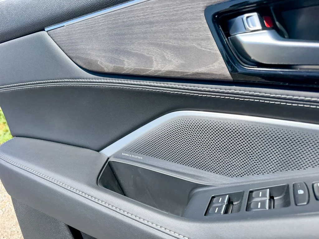 New 2026 Majestic Black Pearl Acura Advance Package image 14
