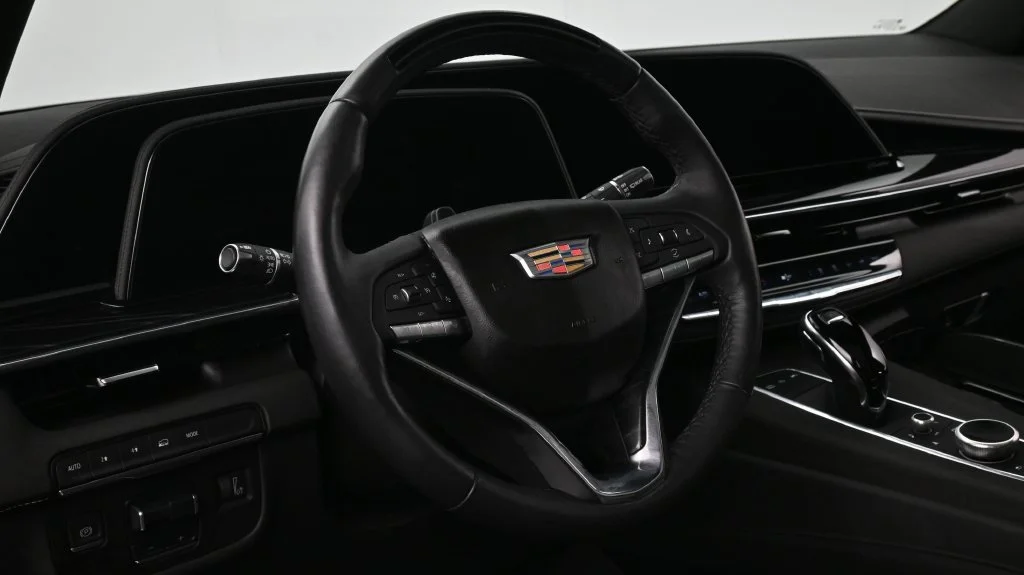 Used 2023 Red Cadillac Sport image 9