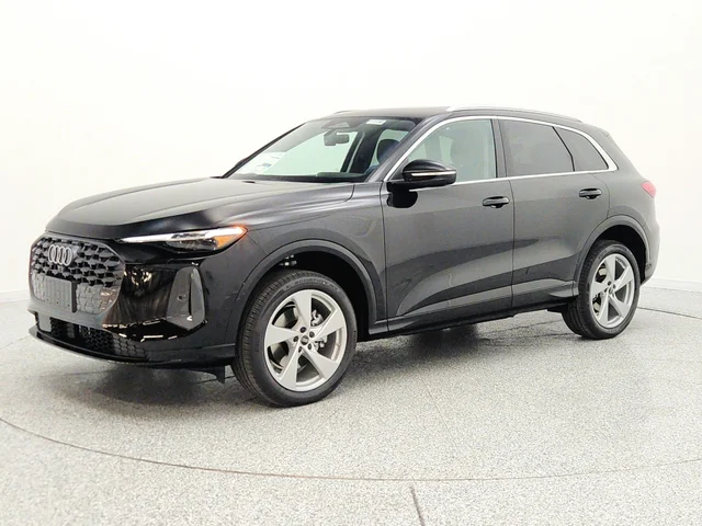 2026 Audi Q5 Premium Plus quattro's photo