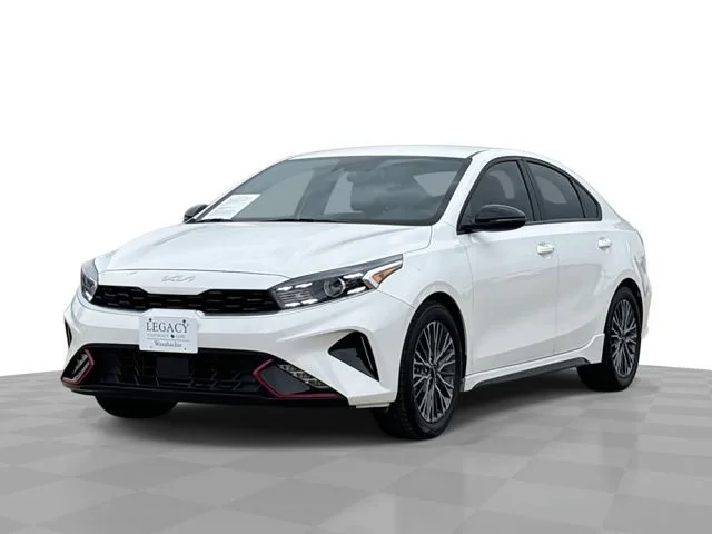 2023 Kia Forte GT-Line AT's photo