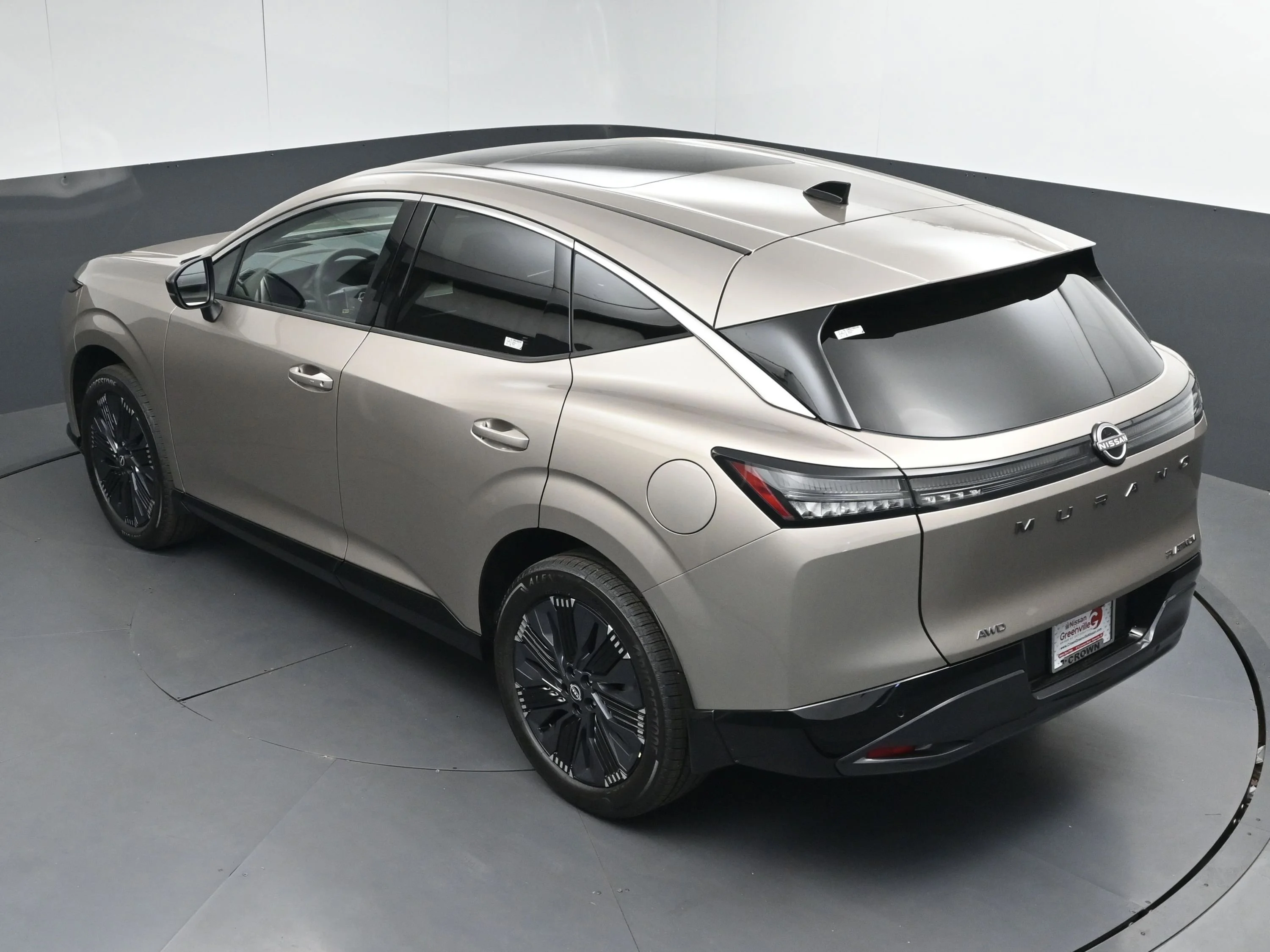 New 2026 Champagne Silver Metallic Nissan Platinum image 37