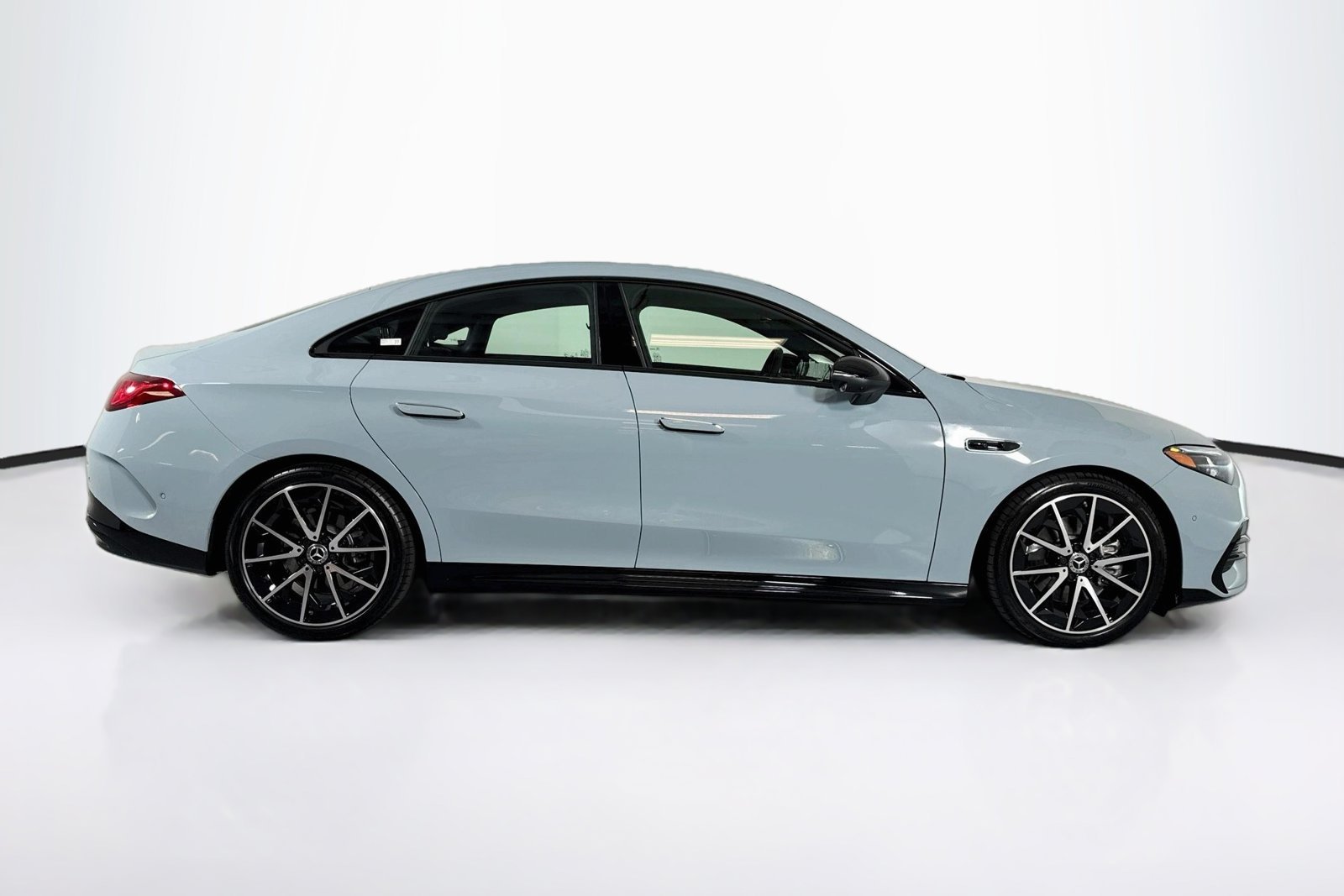 New 2027 Liquid Crystal Green Mercedes-Benz CLA 220 Hybrid image 4