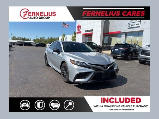 2021 Toyota Camry 2.5 Auto SE Nightshade's photo