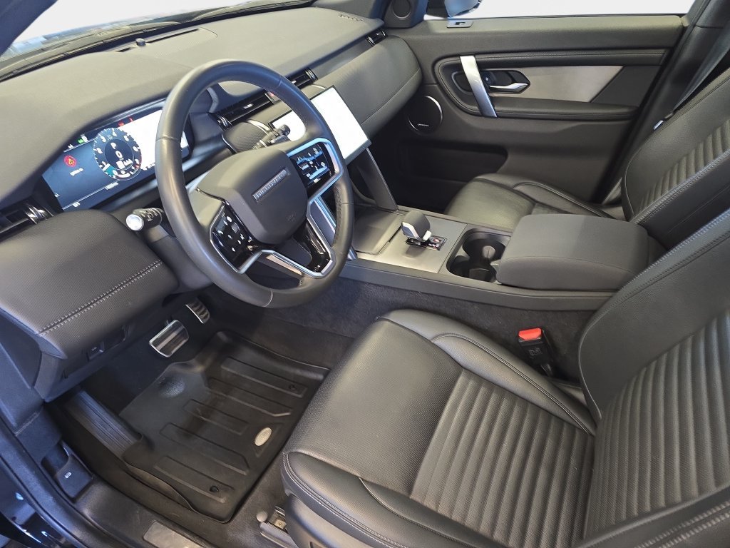 Certified Used 2025 Black Land Rover SE image 19