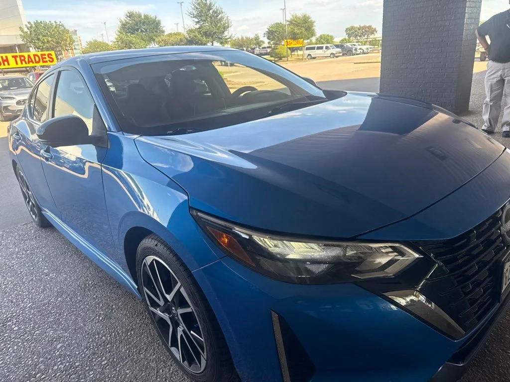 Used 2024 Blue Nissan SR image 5