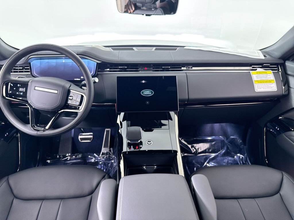 New 2026 Santorini Black Land Rover Dynamic SE image 19