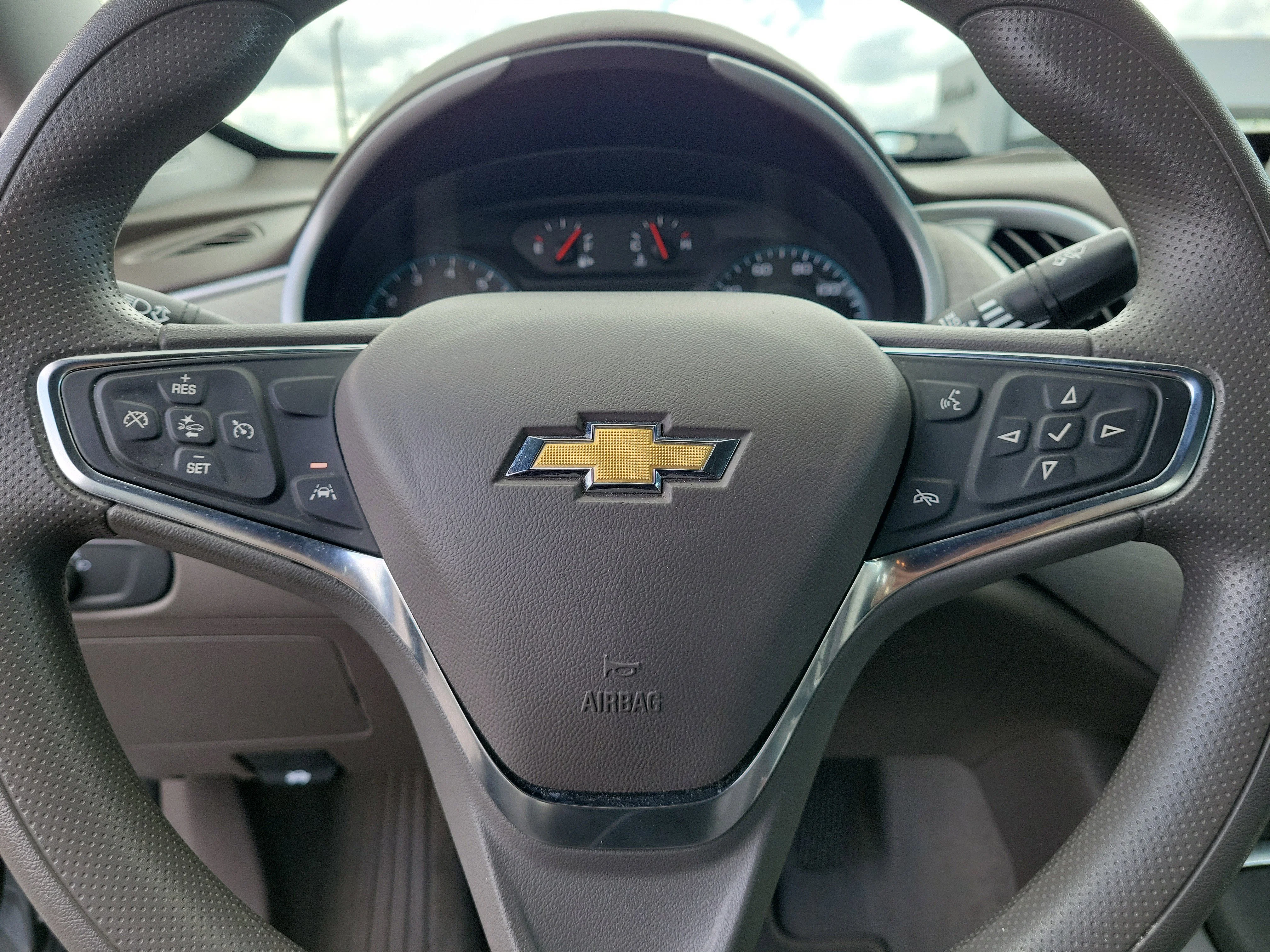 Used 2024 Sterling Gray Metallic Chevrolet LT image 18