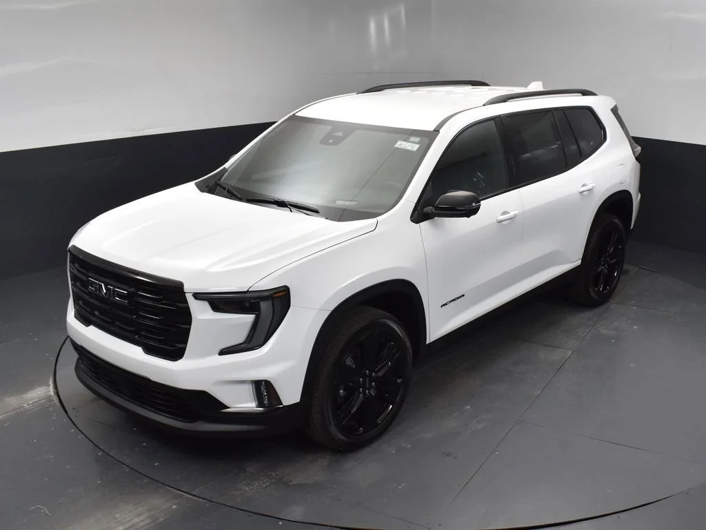 New 2026 Summit White GMC Elevation image 32