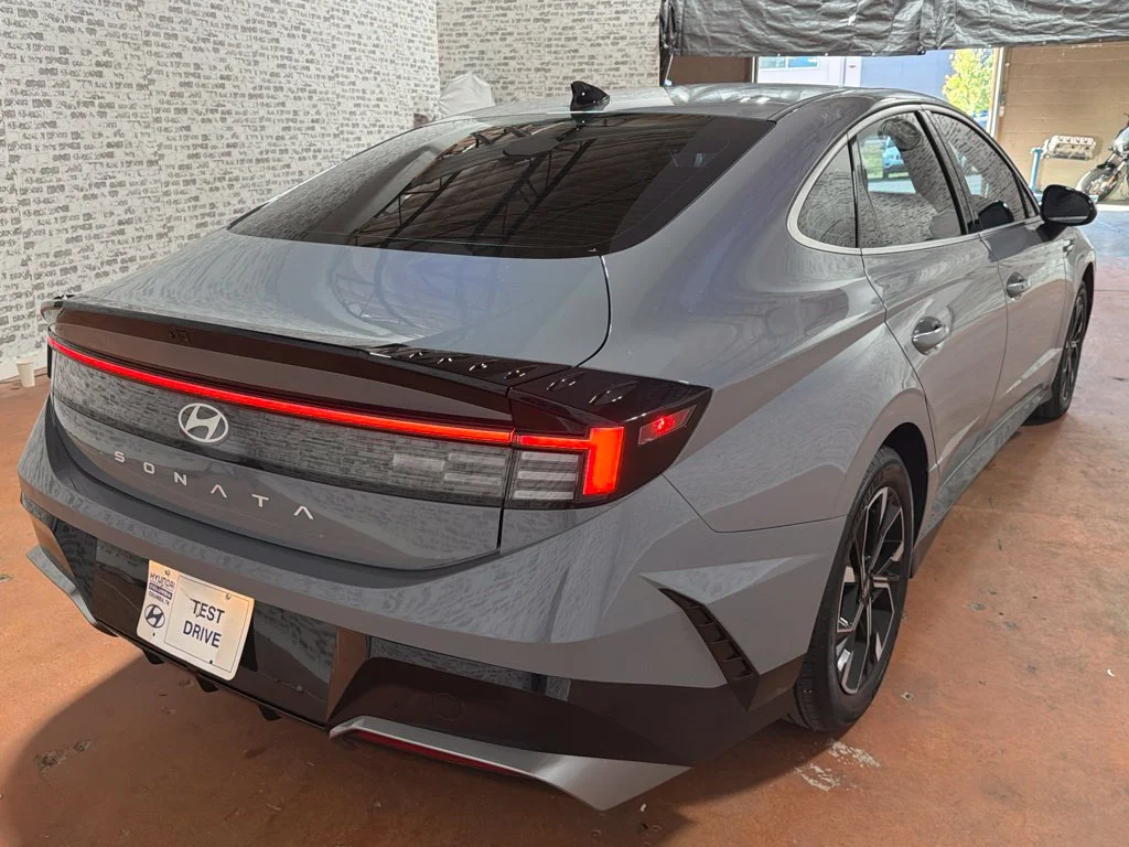 Used 2024 Transmission Blue Hyundai SEL image 7