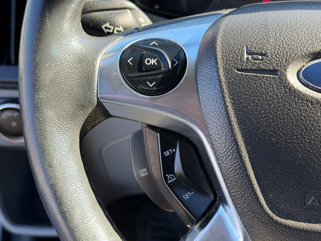 Used 2015 Red Ford Base image 18