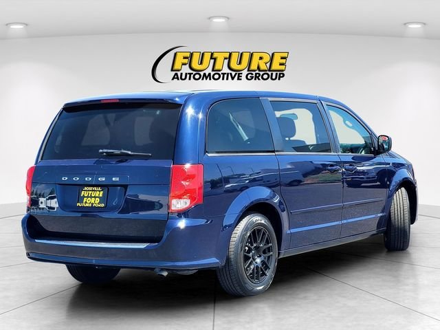 Used 2016 Blue Dodge SE image 4