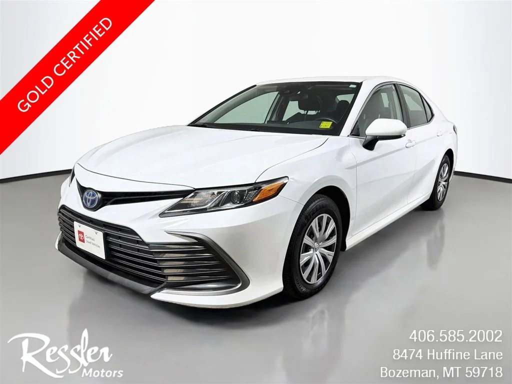2022 Toyota Camry LE