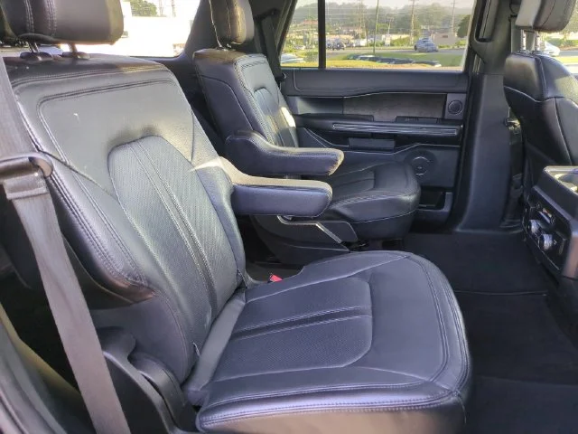 Used 2020 Black Ford Limited image 34