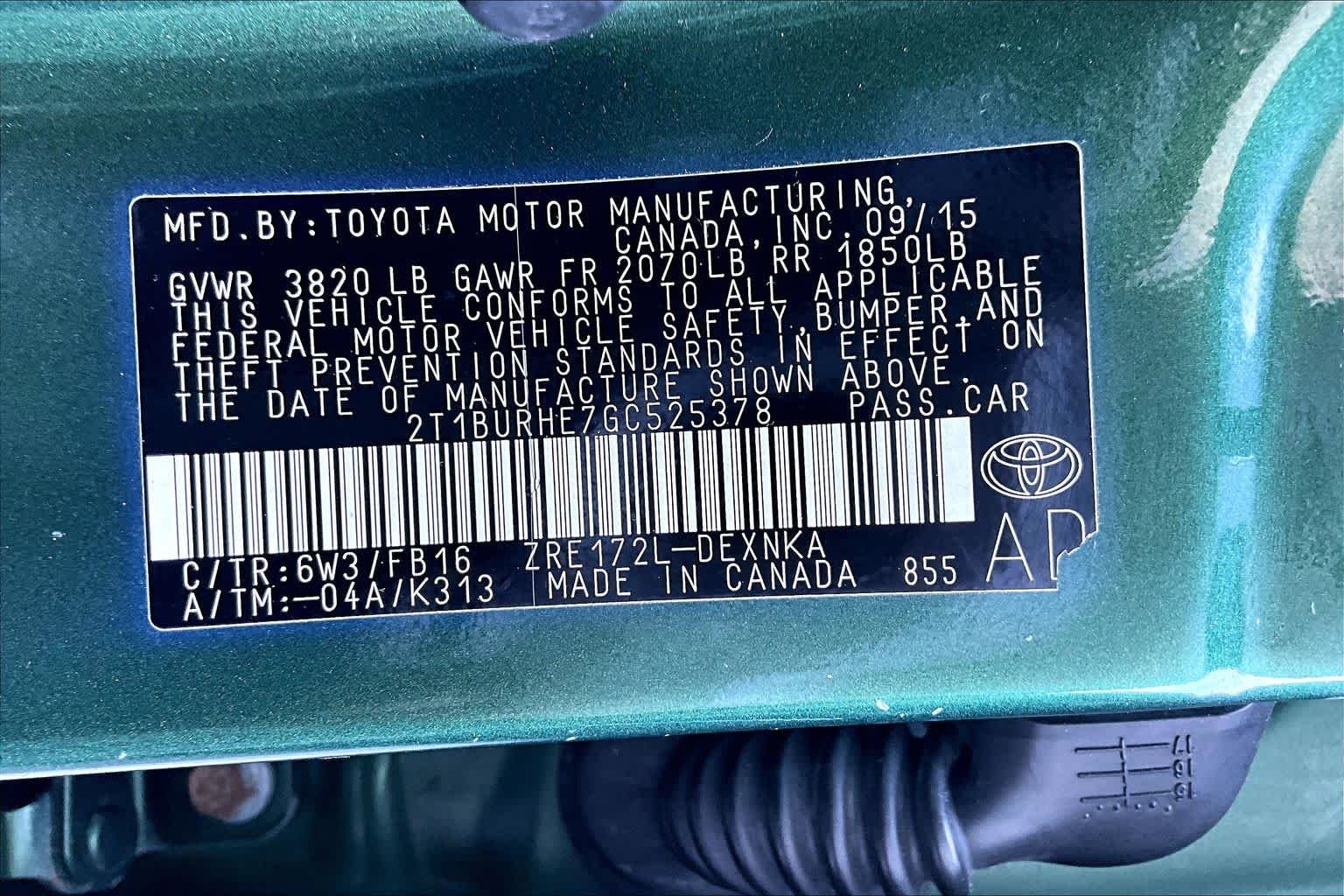 Used 2016 4Evergreen Metallic Toyota LE image 37