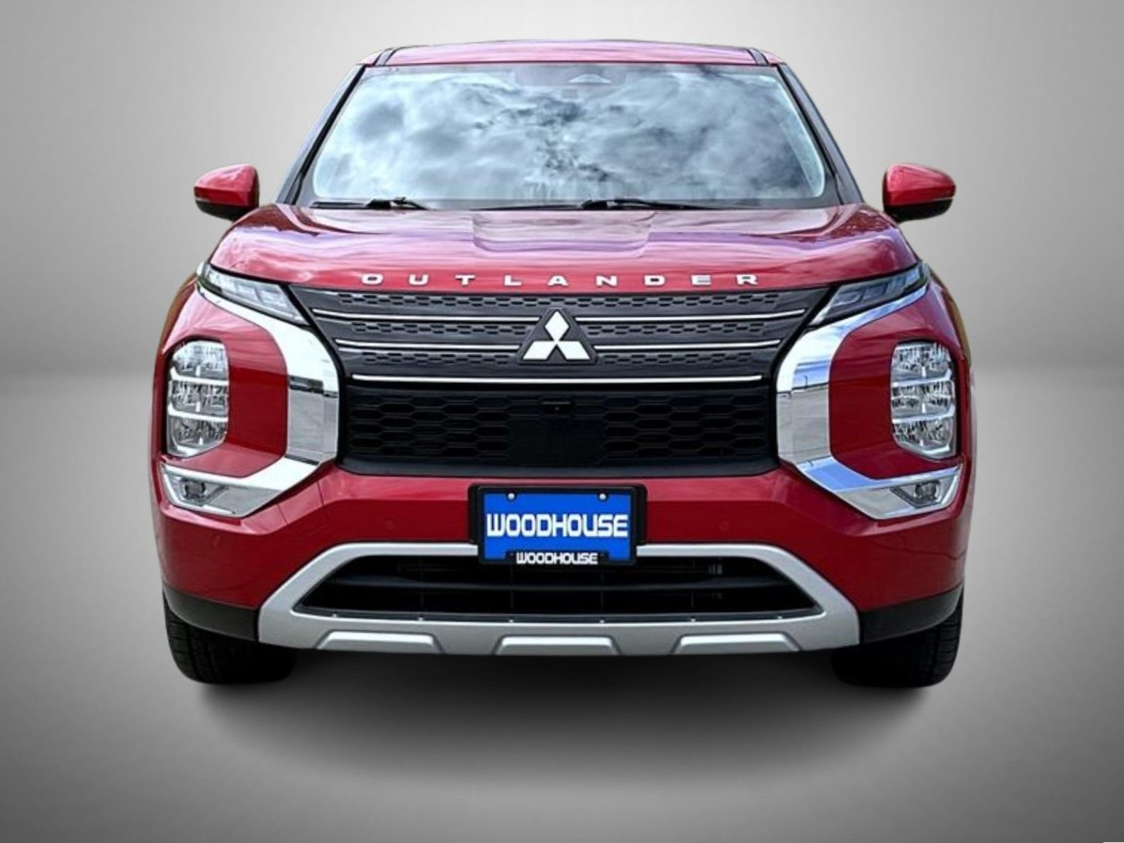 Used 2023 Red Mitsubishi SE image 2