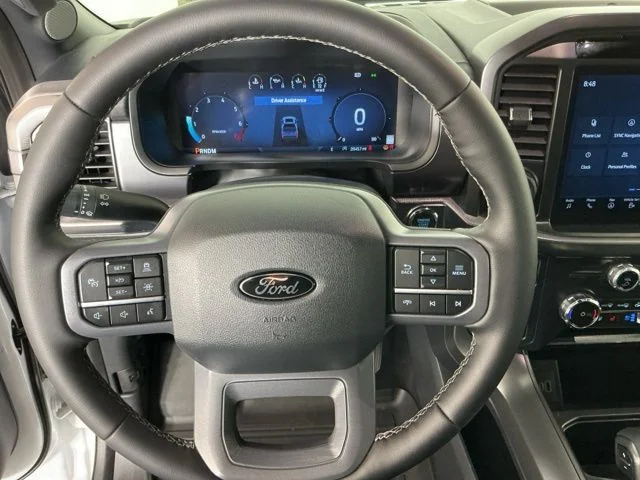 Used 2025 Oxford White Ford Lariat image 17