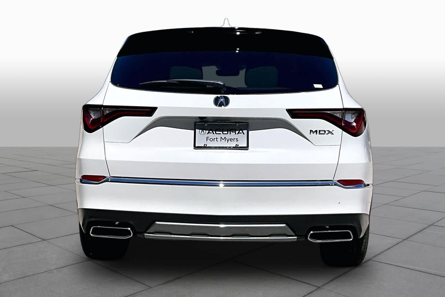 Used 2026 Platinum White Pearl Acura  image 5