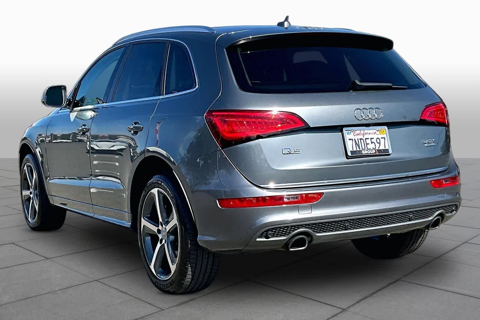 Used 2016 Daytona Gray Pearl Effect Audi Premium Plus image 11
