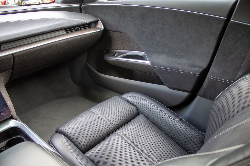 Used 2022 Gray Lucid Grand Touring image 21