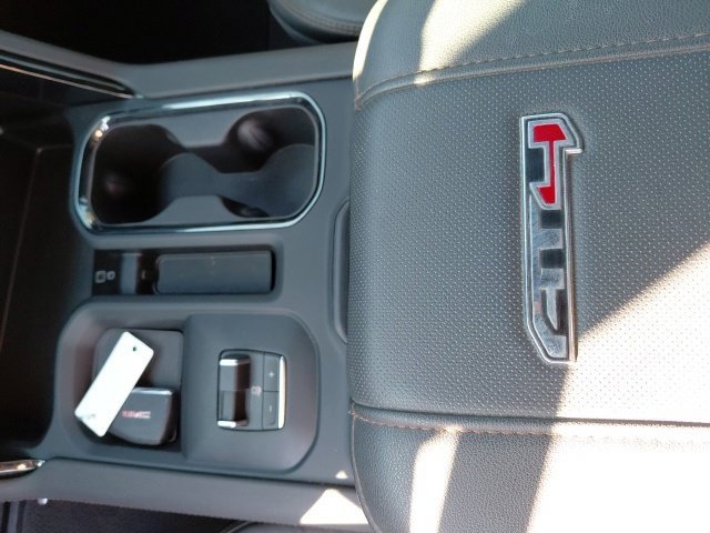 Used 2026 Titanium Rush Metallic GMC AT4 image 23