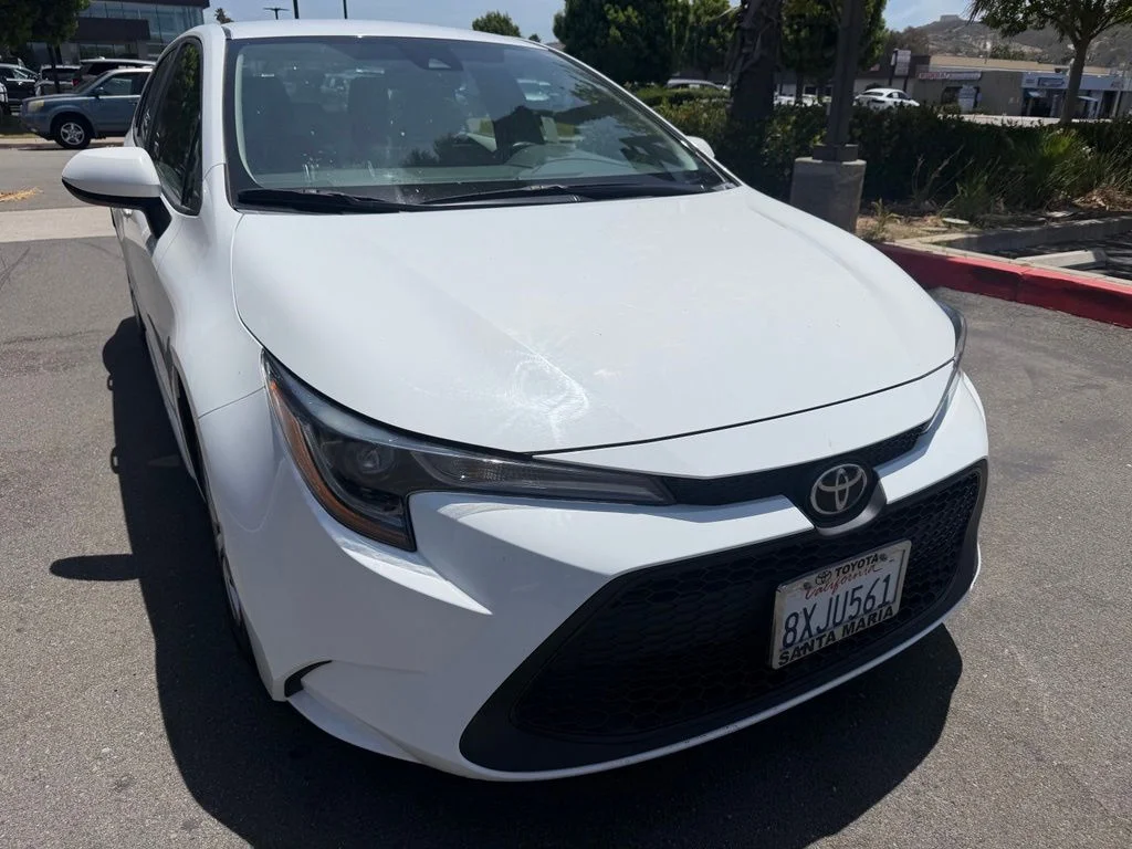 Used 2021 White Toyota L image 1
