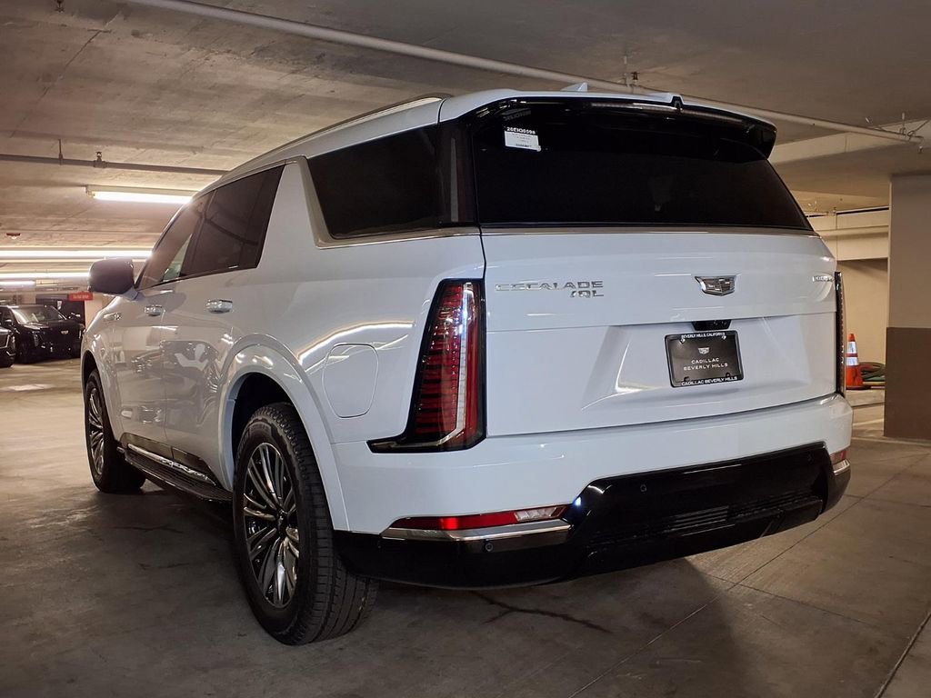 2026 Cadillac Escalade IQL Luxury - Photo 10