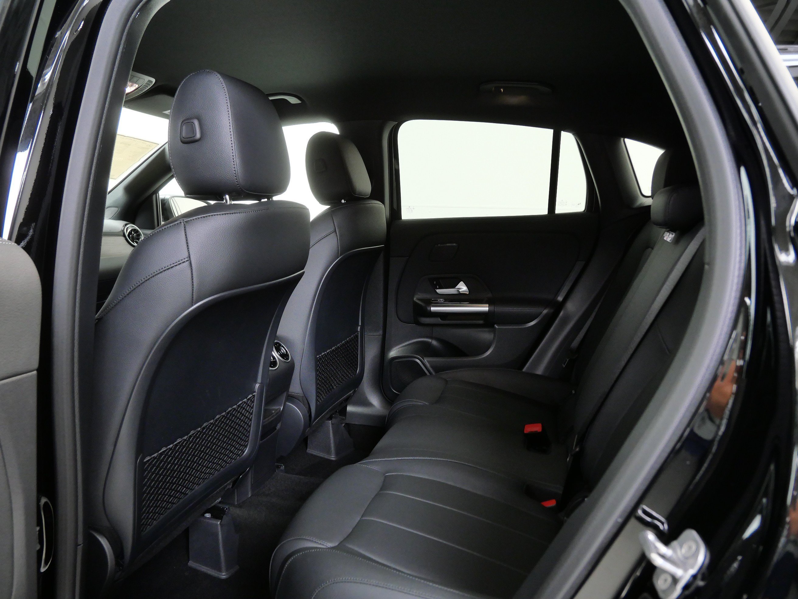 New 2026 Night Black Mercedes-Benz GLA 250 image 9