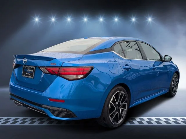 2025 Nissan Sentra SR - Photo 3