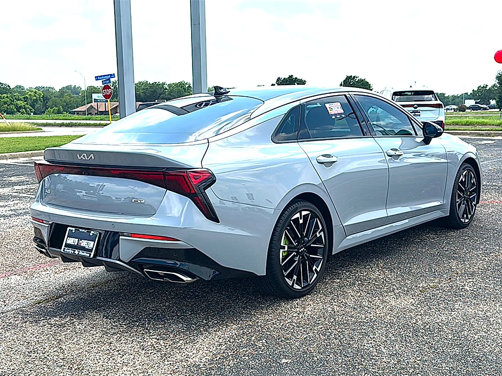 Used 2025 Wolf Gray Kia GT image 8