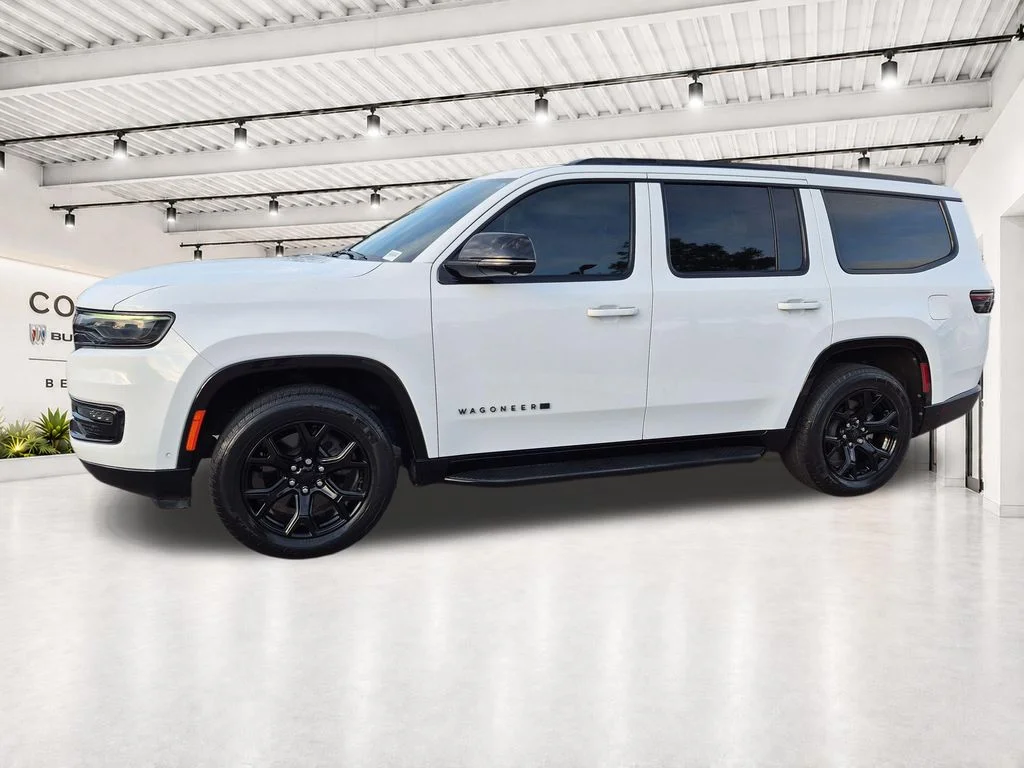 Used 2023 White Jeep Base image 5