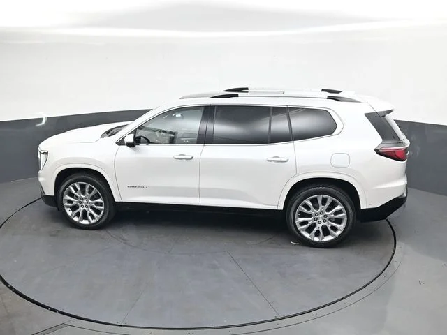 Used 2025 White GMC Denali image 27