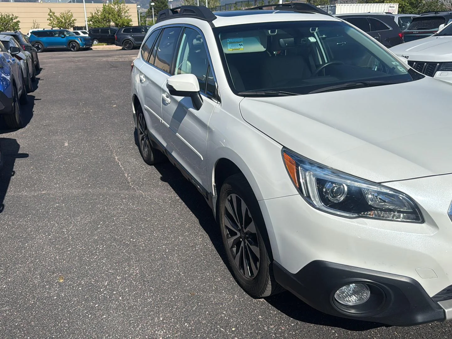 Used 2017 Crystal White Pearl Subaru Limited image 3
