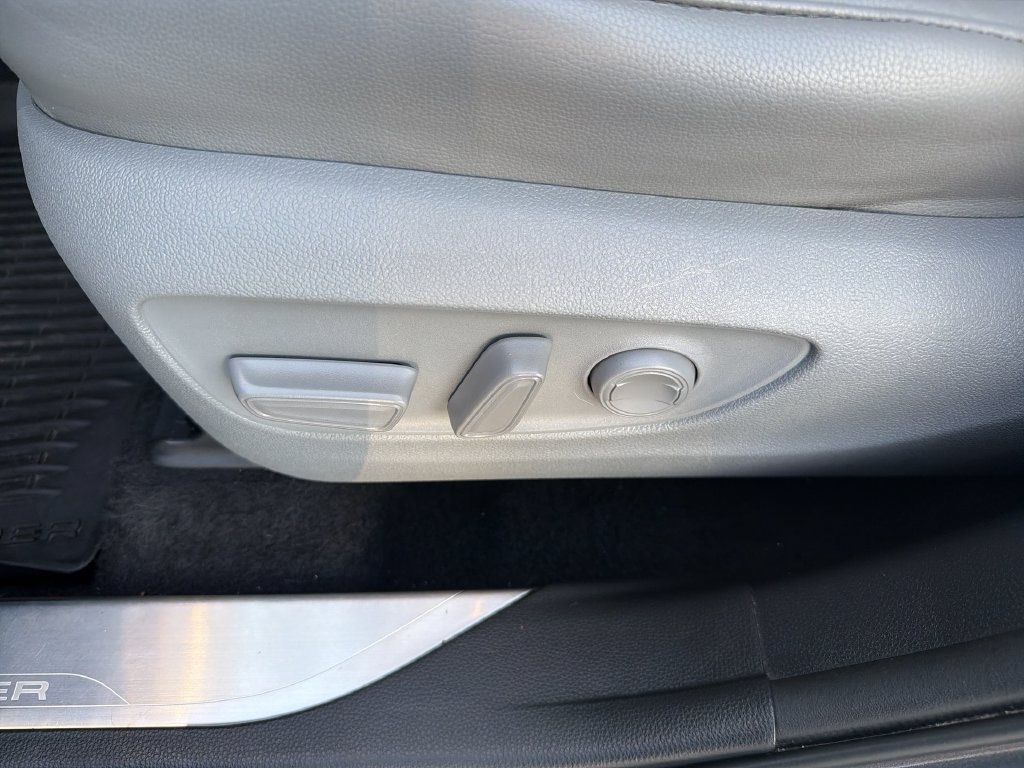 2021 Toyota Highlander Platinum - Photo 27